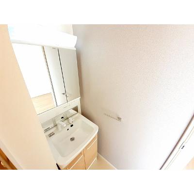 カーサ・フィオーレ 203【管理NO：1-021541601-02030】 ★家具家電は申し込み後に搬入します★ ★2026年10月中旬入居可能★の物件写真6