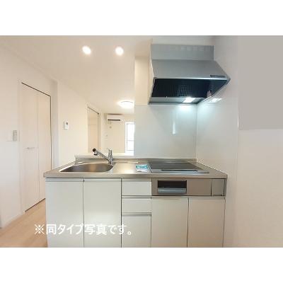 リズブラン　フィル 203【管理NO：1-028759201-02030】 ★家具家電は申し込み後に搬入します★ ★2027年02月上旬入居可能★の物件写真3