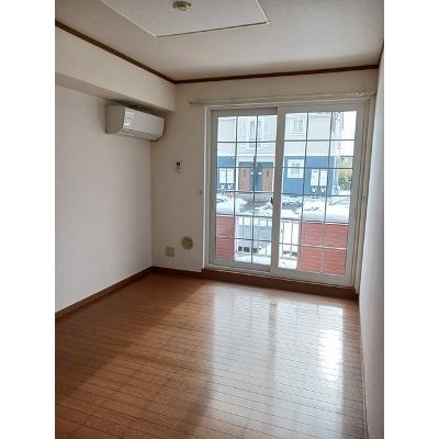 アルバエスペランサⅢ 102【管理NO：1-011562603-01020】 ★家具家電は申し込み後に搬入します★ ★2026年09月下旬入居可能★の物件写真2