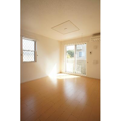ブローテⅡ 105【管理NO：1-017473202-01040】 ★家具家電は申し込み後に搬入します★ ★2026年10月中旬入居可能★の物件写真2