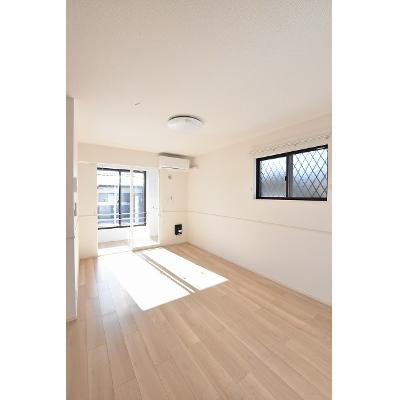 マロニエノールⅡ 101【管理NO：1-026167901-01010】 ★家具家電は申し込み後に搬入します★ ★2029年10月中旬入居可能★の物件写真2