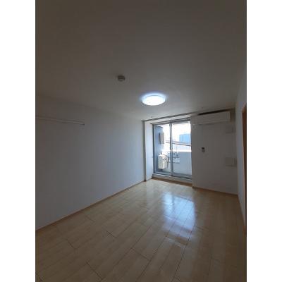 ｙ’ｓアビタシオン 302【管理NO：1-017601501-03020】 ★家具家電は申し込み後に搬入します★ ★2026年10月中旬入居可能★の物件写真2