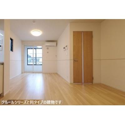 イリーデⅢ 104【管理NO：1-026492101-01040】 ★家具家電は申し込み後に搬入します★ ★2027年02月上旬入居可能★の物件写真2