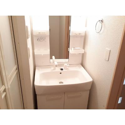 ラフレシール 102【管理NO：1-018180301-01020】 ★家具家電は申し込み後に搬入します★ ★2026年10月中旬入居可能★の物件写真6