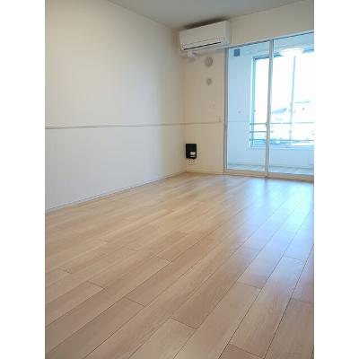キッサ　Ⅱ 103【管理NO：1-026043702-01030】 ★家具家電は申し込み後に搬入します★ ★2026年10月中旬入居可能★の物件写真2