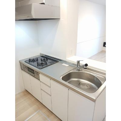キッサ　Ⅱ 103【管理NO：1-026043702-01030】 ★家具家電は申し込み後に搬入します★ ★2026年10月中旬入居可能★の物件写真3