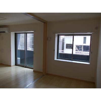 apartment 埼玉県草加市新里町字通７３８－１ 

↓地図はこちらから