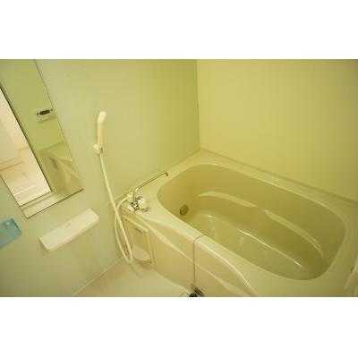 オメガ 201【管理NO：1-017225401-02010】 ★家具家電は申し込み後に搬入します★ ★2026年11月中旬入居可能★の物件写真4