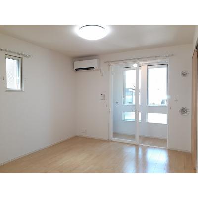 オーク・ビラ 103【管理NO：1-021935601-01030】 ★家具家電は申し込み後に搬入します★ ★2026年09月中旬入居可能★の物件写真2