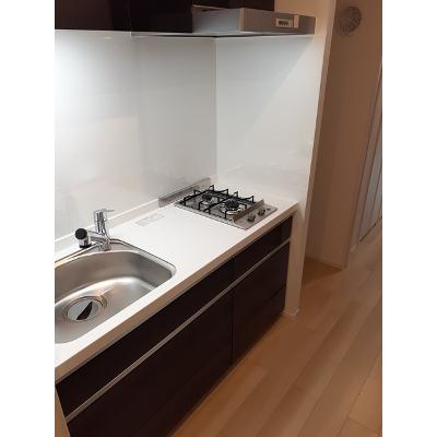 サンリットウエストＫ 203【管理NO：1-026387701-02030】 ★家具家電は申し込み後に搬入します★ ★2027年02月中旬入居可能★の物件写真3