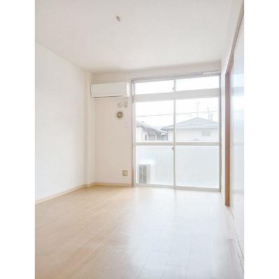 エルローズ 202【管理NO：1-004599601-02020】 ★家具家電は申し込み後に搬入します★ ★2026年10月中旬入居可能★の物件写真2
