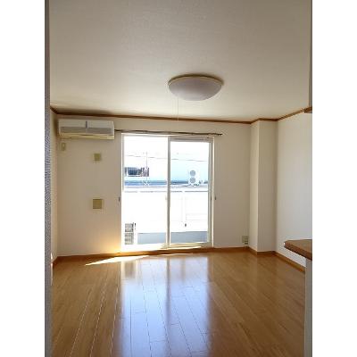 ウエスト・ブルック 203【管理NO：1-012556701-02030】 ★家具家電は申し込み後に搬入します★ ★2026年10月下旬入居可能★の物件写真2