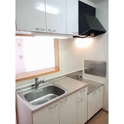 プリエール 103【管理NO：1-014805101-01030】 ★家具家電は申し込み後に搬入します★ ★2026年10月上旬入居可能★の物件写真3