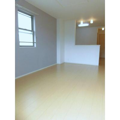 リヴェール 203【管理NO：1-020383601-02030】 ★家具家電は申し込み後に搬入します★ ★2026年10月中旬入居可能★の物件写真2