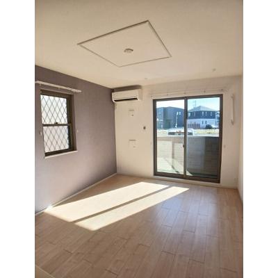 エトワール 101【管理NO：1-023605901-01010】 ★家具家電は申し込み後に搬入します★ ★2026年10月下旬入居可能★の物件写真2