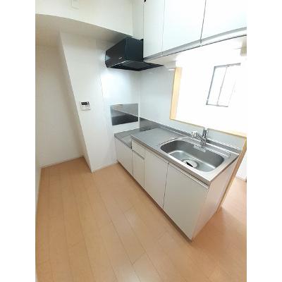 ヴィスタレジーナ 202【管理NO：1-020161301-02020】 ★家具家電は申し込み後に搬入します★ ★2026年10月中旬入居可能★の物件写真3