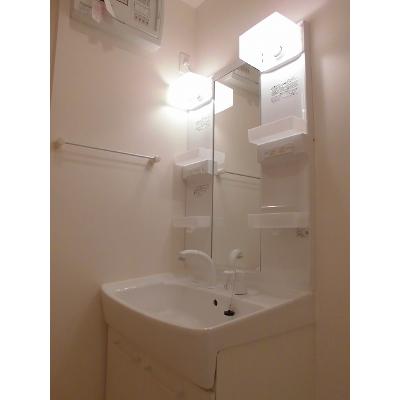 アドラブール 105【管理NO：1-018756801-01040】 ★家具家電は申し込み後に搬入します★ ★2026年10月中旬入居可能★の物件写真6