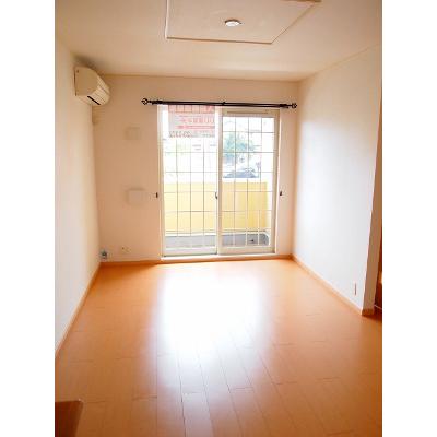 ラゲット　アンブラ 103【管理NO：1-015523702-01030】 ★家具家電は申し込み後に搬入します★ ★2026年09月中旬入居可能★の物件写真2