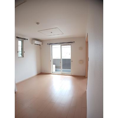 ジュ・セイル 101【管理NO：1-012691901-01010】 ★家具家電は申し込み後に搬入します★の物件写真2