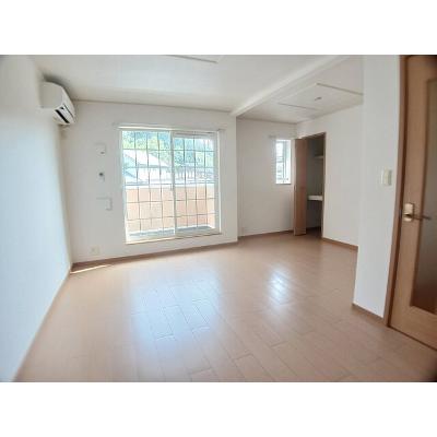 アーバン　レジデンス 205【管理NO：1-015343301-02040】 ★家具家電は申し込み後に搬入します★ ★2026年10月中旬入居可能★の物件写真2