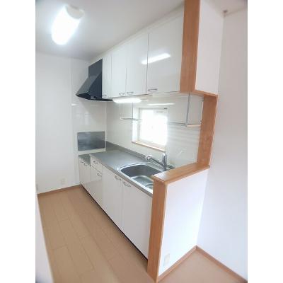アーバン　レジデンス 205【管理NO：1-015343301-02040】 ★家具家電は申し込み後に搬入します★ ★2026年10月中旬入居可能★の物件写真3