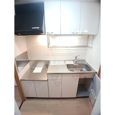 富小路四条マンション 201【管理NO：1-014171301-02010】 ★家具家電は申し込み後に搬入します★の物件写真3