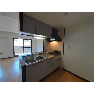 ロジュマン弘福 201【管理NO：1-010751901-02010】 ★家具家電は申し込み後に搬入します★ ★2026年10月中旬入居可能★の物件写真3