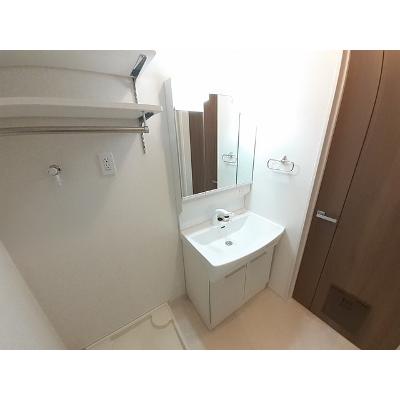 アプリコットⅢ 102【管理NO：1-027495301-01020】 ★家具家電は申し込み後に搬入します★ ★2026年10月中旬入居可能★の物件写真6