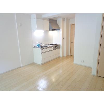 サンプラザ　茨木 203【管理NO：1-020411801-02030】 ★家具家電は申し込み後に搬入します★ ★2026年10月中旬入居可能★の物件写真2