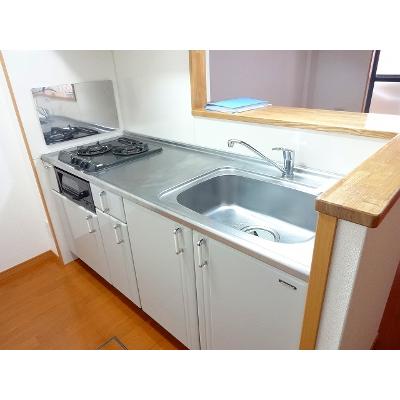 ソレアード 205【管理NO：1-012936501-02040】 ★家具家電は申し込み後に搬入します★の物件写真3