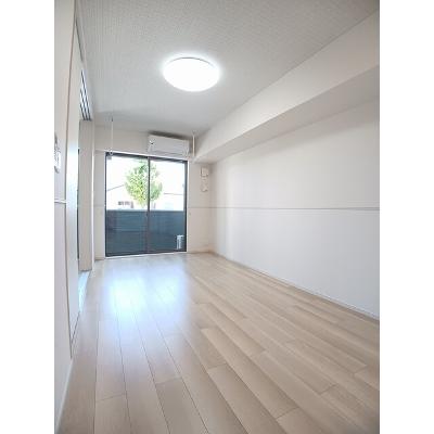 ヒカルサ和歌山本町 103【管理NO：1-028111801-01030】 ★家具家電は申し込み後に搬入します★ ★2026年10月中旬入居可能★の物件写真2