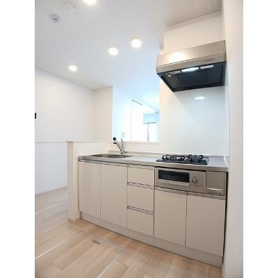 ヒカルサ和歌山本町 103【管理NO：1-028111801-01030】 ★家具家電は申し込み後に搬入します★ ★2026年10月中旬入居可能★の物件写真3