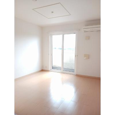 Ｓｏｎｏ　ＦｅＬｉｃｅ 103【管理NO：1-016215201-01030】 ★家具家電は申し込み後に搬入します★ ★2026年10月下旬入居可能★の物件写真2