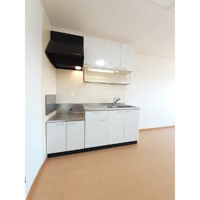 プランタン 203【管理NO：1-014650201-02030】 ★家具家電は申し込み後に搬入します★ ★2026年10月中旬入居可能★の物件写真3