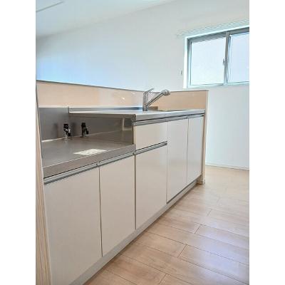 ハピネス　北島Ｄ 201【管理NO：1-021017902-02010】 ★家具家電は申し込み後に搬入します★ ★2026年12月中旬入居可能★の物件写真3