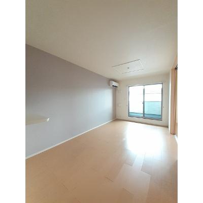 ラリュール　Ⅱ 203【管理NO：1-019694202-02030】 ★家具家電は申し込み後に搬入します★ ★2026年10月下旬入居可能★の物件写真2