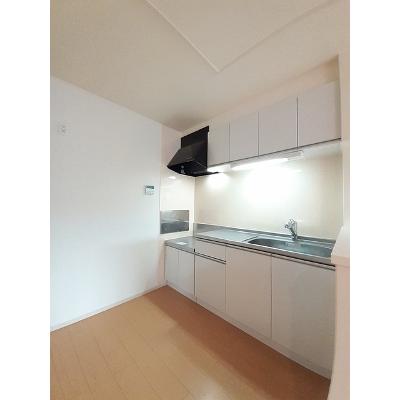 ラリュール　Ⅱ 203【管理NO：1-019694202-02030】 ★家具家電は申し込み後に搬入します★ ★2026年10月下旬入居可能★の物件写真3