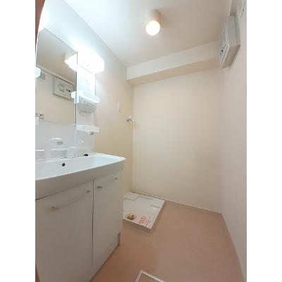 ラリュール　Ⅱ 203【管理NO：1-019694202-02030】 ★家具家電は申し込み後に搬入します★ ★2026年10月下旬入居可能★の物件写真6