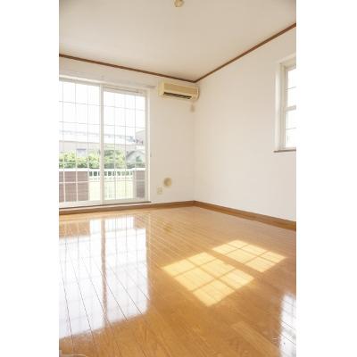 サントゥール　サウス 103【管理NO：1-010898101-01030】 ★家具家電は申し込み後に搬入します★ ★2026年10月中旬入居可能★の物件写真2