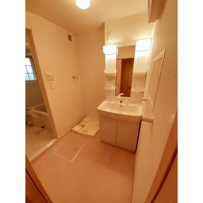 イリーデ・カーサⅢ 201【管理NO：1-018282101-02010】 ★家具家電は申し込み後に搬入します★の物件写真6