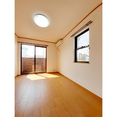 ポレール 101【管理NO：1-012636801-01010】 ★家具家電は申し込み後に搬入します★ ★2026年10月上旬入居可能★の物件写真2