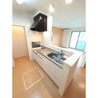 フィオーレ 102【管理NO：1-018923301-01020】 ★家具家電は申し込み後に搬入します★ ★2026年10月中旬入居可能★の物件写真3