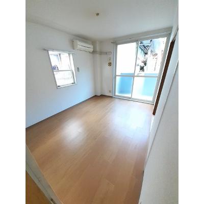 グリーンハウス 101【管理NO：1-004737301-01010】 ★家具家電は申し込み後に搬入します★ ★2026年10月中旬入居可能★の物件写真2