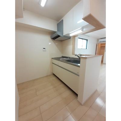 サンリット　Ⅱ 301【管理NO：1-020731701-03010】 ★家具家電は申し込み後に搬入します★ ★2026年10月中旬入居可能★の物件写真3