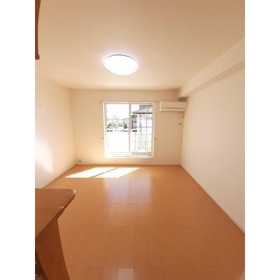 サンシャイン富田 201【管理NO：1-018597001-02010】 ★家具家電は申し込み後に搬入します★ ★2026年10月中旬入居可能★の物件写真2