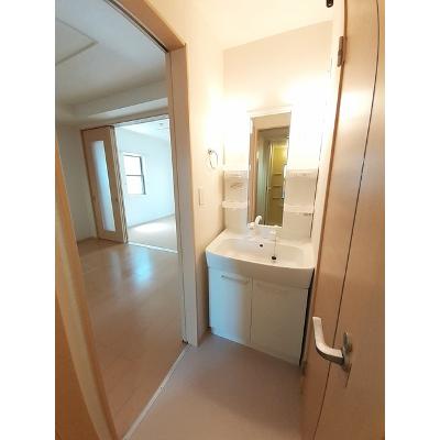 プラージュ 105【管理NO：1-018368301-01040】 ★家具家電は申し込み後に搬入します★ ★2026年11月上旬入居可能★の物件写真6