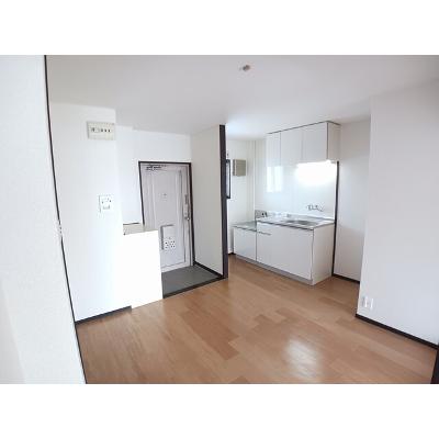 シティハイツ白石 203【管理NO：1-000581101-02030】 ★家具家電は申し込み後に搬入します★ ★2026年10月中旬入居可能★の物件写真2