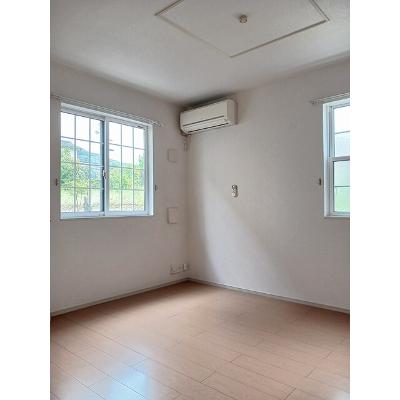 パフィオ 102【管理NO：1-017234801-01020】 ★家具家電は申し込み後に搬入します★の物件写真2