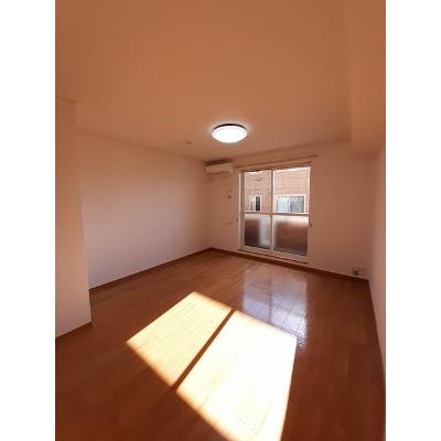 カーサ・ジョイエ 106【管理NO：1-013684501-01050】 ★家具家電は申し込み後に搬入します★ ★2026年10月中旬入居可能★の物件写真2
