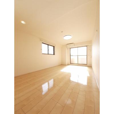 グリシナ 401【管理NO：1-019480401-04010】 ★家具家電は申し込み後に搬入します★ ★2026年11月中旬入居可能★の物件写真2